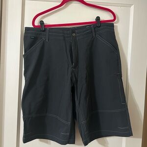 Kuhl shorts men’s size 40
